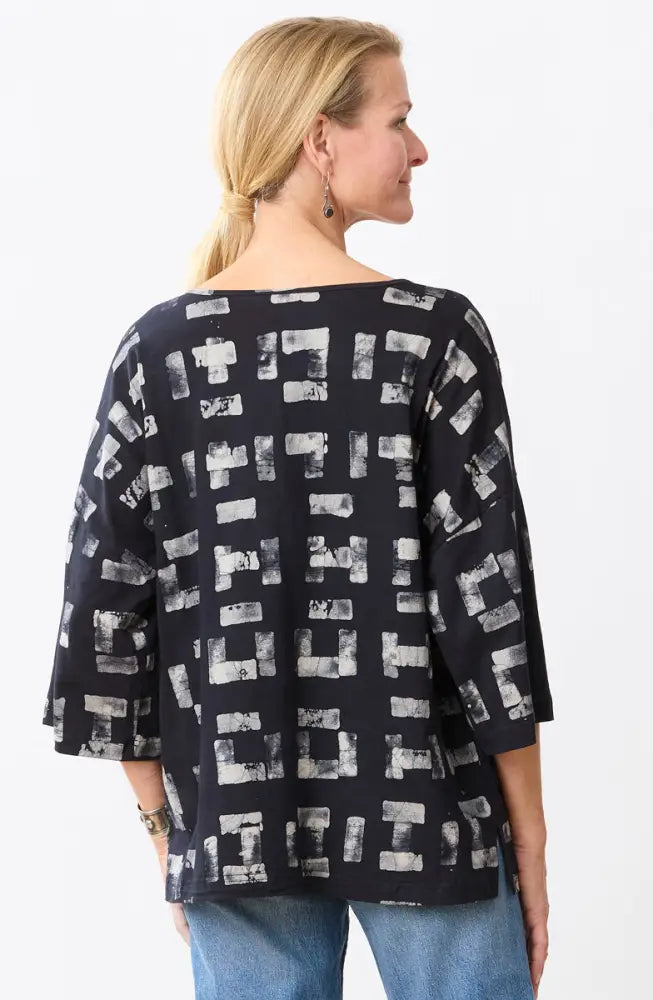 Bhavya Batik Print Scoop-Neck Tee - Black