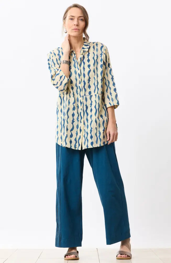 Namrita Natural Dye 3/4-Sleeve Shirt - Soft white/Indigo